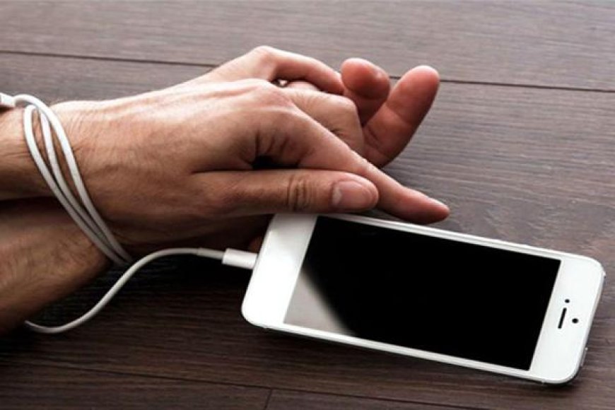 DEPENDÊNCIA DIGITAL: SAIBA O QUE É A NOMOFOBIA