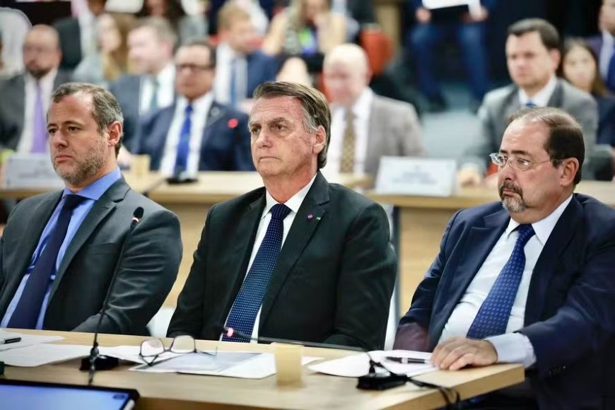 TRUMP DEFENDE EX-PRESIDENTE BOLSONARO E ATACA JUSTIÇA BRASILEIRA