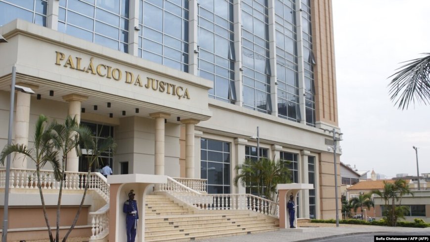 CHEIRO A GÁS OBRIGA À EVACUAÇÃO DE FUNCIONÁRIOS NO PALÁCIO DA JUSTIÇA