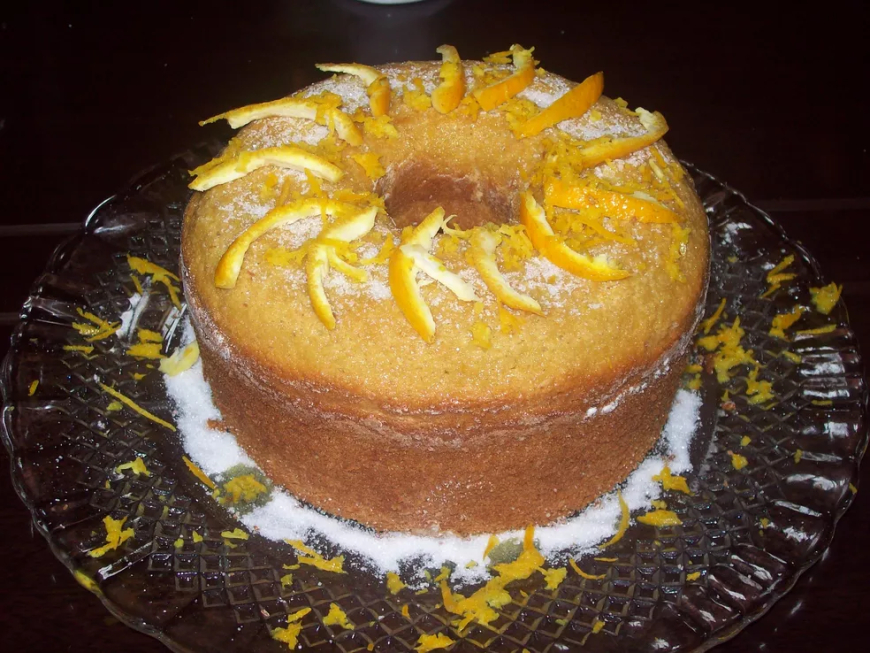 BOLO DE LARANJA COM CASCA DE MAÇÃ E AVEIA