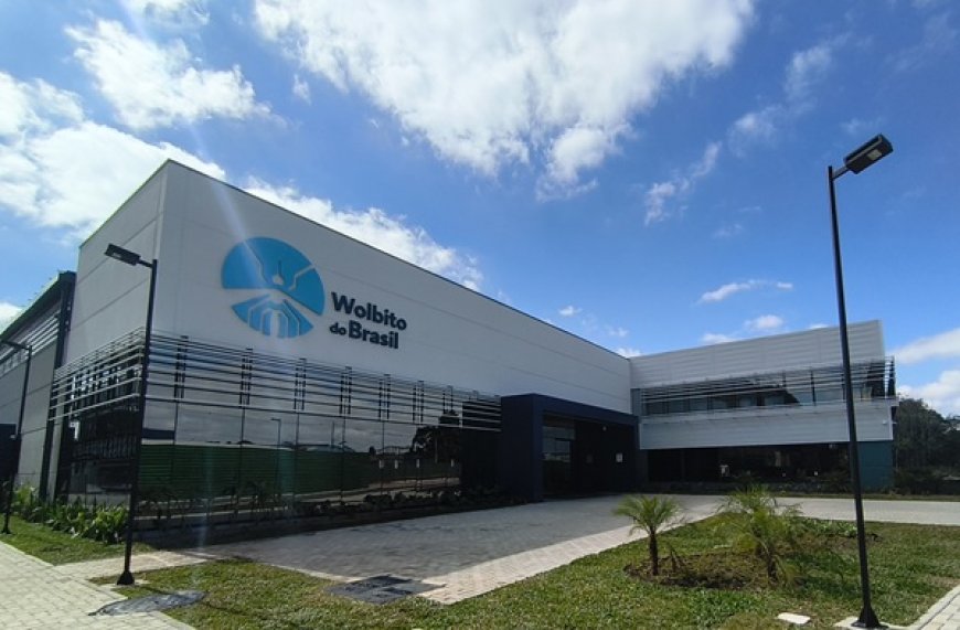 BRASIL INAUGURA MAIOR BIOFÁBRICA DO MUNDO PARA COMBATE À DENGUE