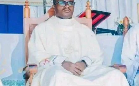 PADRE DA ARQUIDIOCESE DO HUAMBO ENCONTRADO MORTO: PAI É O PRINCIPAL SUSPEITO