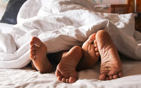 ENTRE LENÇÓIS E SILÊNCIOS: MARIDO PERDE CASAMENTO POR BAIXO RENDIMENTO SEXUAL