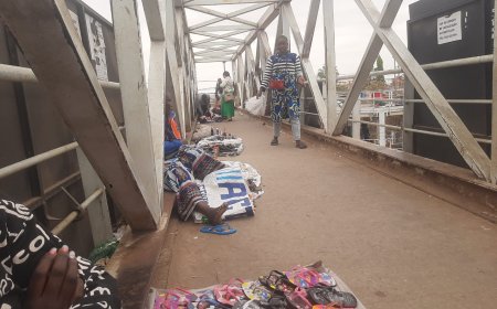 SOCIEDADE CIVIL DESCONTENTE COM AUMENTO DE CRIANÇAS A COMERCIALIZAR NA VIA PÚBLICA