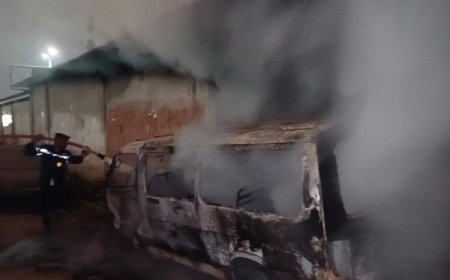 FOGO POSTO POR CIDADÃO COM PROBLEMAS MENTAIS DESTRÓI VIATURA