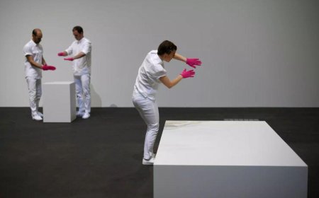 ESCULTURA INVISÍVEL CUSTA MAIS DE 18 MIL DOLARES