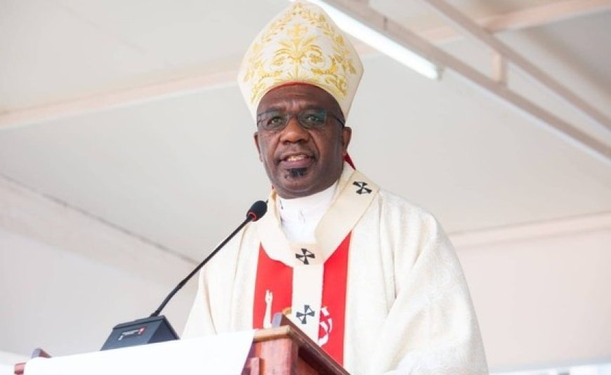 ARQUIDIOCESE DE SAURIMO CELEBRA 50 ANOS COM MISSA DE OURO E APELO À CARIDADE