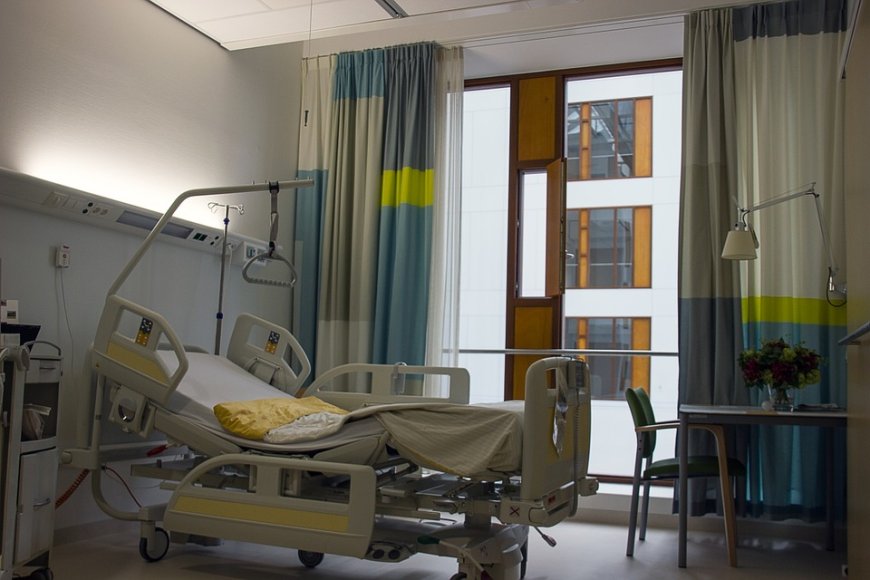 AUTORIDADES DESCOBREM FALSA ENFERMEIRA APÓS ATENDER MAIS DE 4 MIL PACIENTES