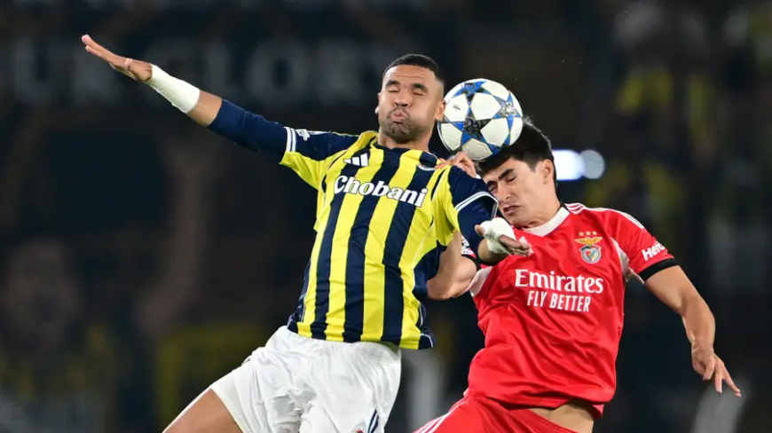 DEFESA DO BENFICA ENTRA PARA A HISTÓRIA MAS COM ATAQUE EM CRISE