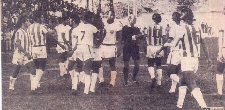 MEMÓRIA: CLÁSSICO MINEIRO ACABA COM 21 EXPULSÕES E UM MISTÉRIO EM CAMPO