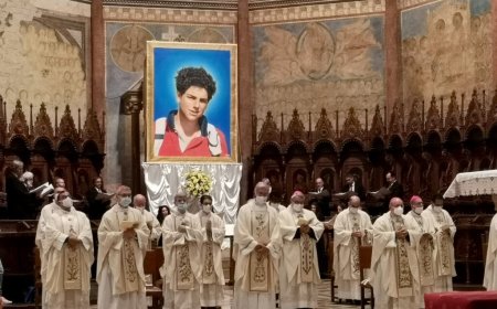 INFLUENCER DE DEUS SE TORNA PRIMEIRO SANTO 'MILLENNIAL' NO DOMINGO