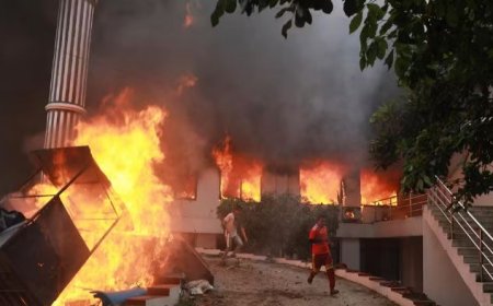 AUMENTO DA REVOLTA POPULAR NO NEPAL: CORTE E CASAS DE MINISTROS EM CHAMAS