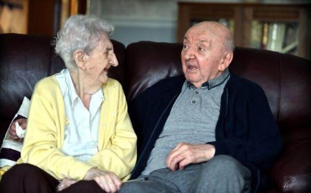 MÃE DE 98 ANOS ENTRA EM LAR PARA CUIDAR DO FILHO DE 80