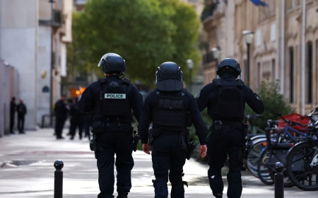 EMBAIXADOR DA ÁFRICA DO SUL MORRE APÓS QUEDA DO 22.º ANDAR DE HOTEL EM PARIS