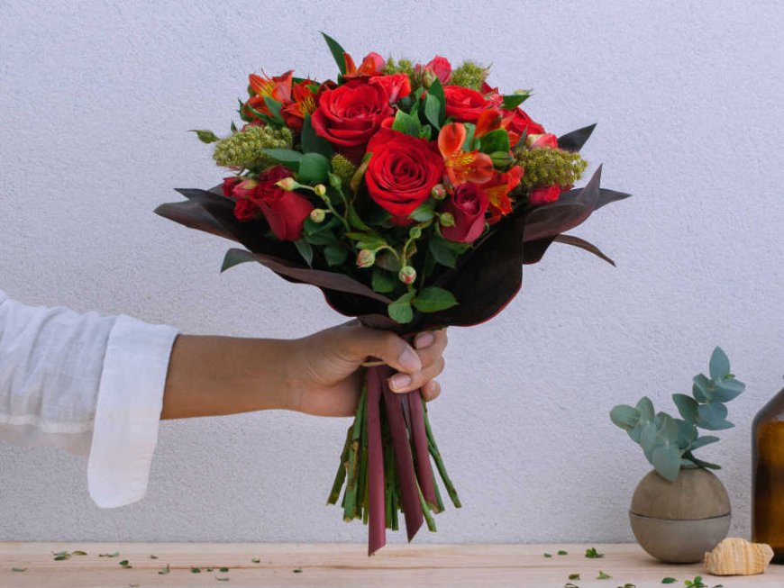 FLORES PARA HOMENS: A QUEBRA DE UM TABU SOCIAL