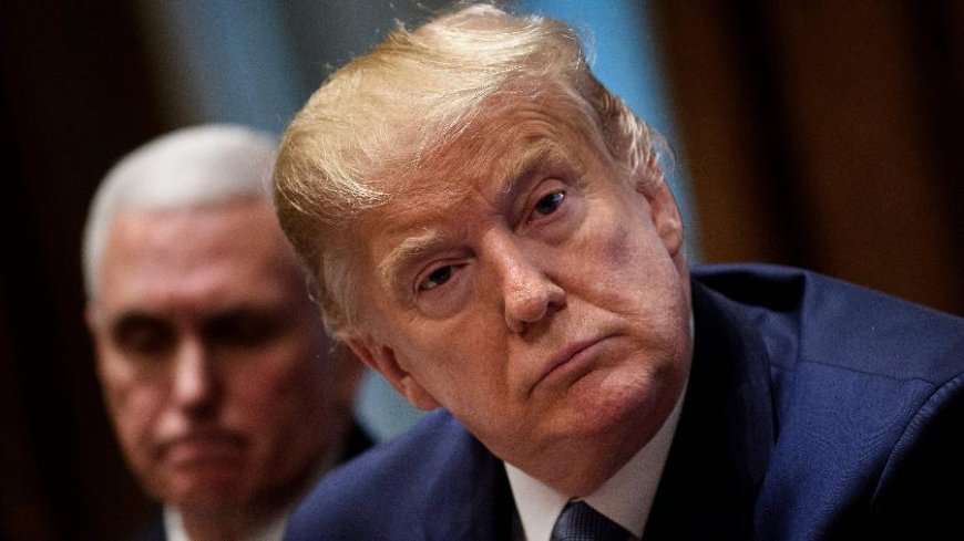DONALD TRUMP CONTINUA A PRESSIONAR A APPLE