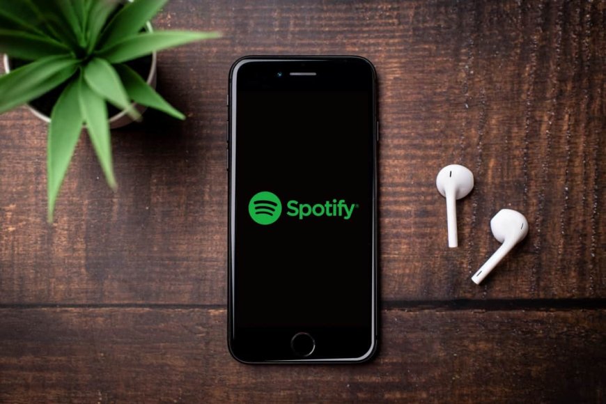 SPOTIFY IMPÕE NOVAS REGRAS PARA BARRAR IA DA PLATAFORMA