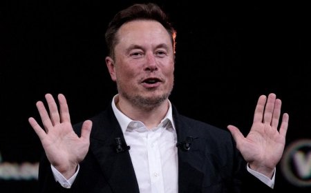 FORTUNA DE ELON MUSK CHEGA A 500 BILHÕES DE DÓLARES