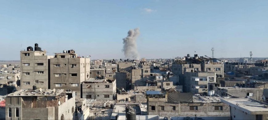 ISRAEL BOMBARDEIA GAZA APÓS ACUSAR HAMAS DE ROMPER CESSAR-FOGO