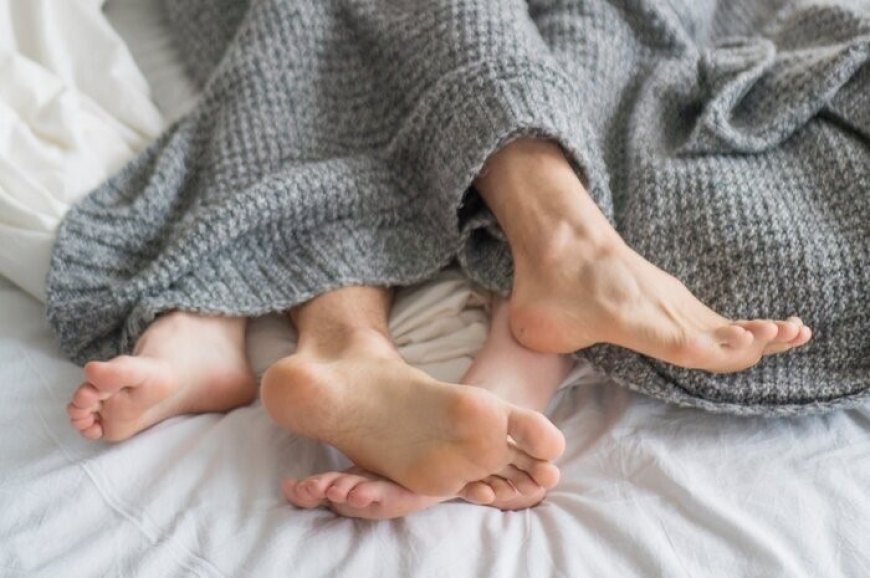 ESTUDO REVELA QUE QUANTO MAIS SE AMA ALGUÉM MAIS SONO SE SENTE PERTO DELA