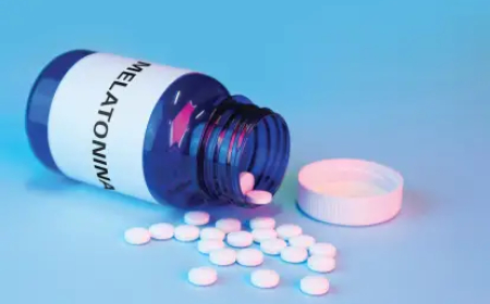 RISCOS AO TOMAR MELATONINA (HORMÔNIOS DE SONO) PARA DORMIR