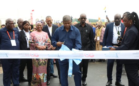 PRESIDENTE INAUGURA  PRIMEIRA UNIDADE DE TRATAMENTO DE GÁS NÃO ASSOCIADO NO ZAIRE