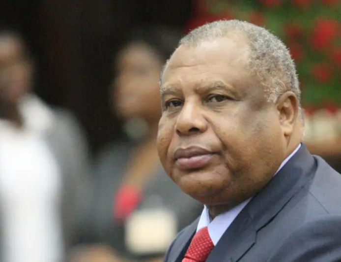 "A PAZ VERDADEIRA NÃO SE ESCREVE NO PAPEL"