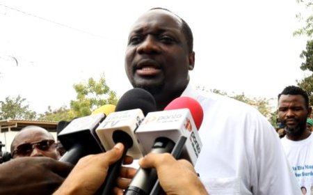 RAFAEL SAVIMBI ASSUME VICE-PRESIDÊNCIA DA BANCADA PARLAMENTAR DA UNITA