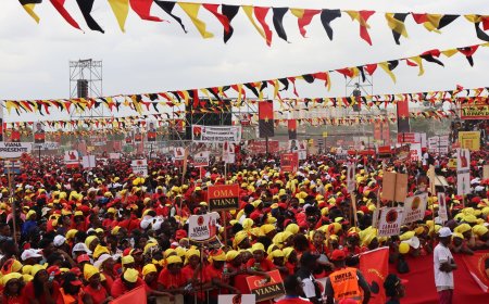 69 ANOS DO MPLA E 50 ANOS DA INDEPENDÊNCIA MARCAM ACTO POLÍTICO DE MASSAS