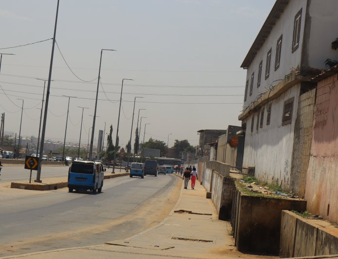 LUANDENSES FAZEM BALANÇO NEGATIVO DE 2025 E ALIMENTAM A ESPERANÇA DE UM 2026 PRÓSPERO