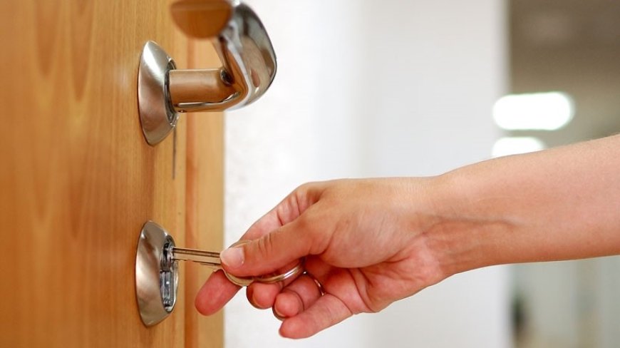 QUANDO A MÃO QUE ABRE A PORTA É TRAÍDA: A LEI DO RETORNO NEM SEMPRE FALHA