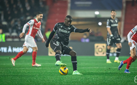 JOGADOR ANGOLANO FAZ HISTÓRIA NA FINAL DA TAÇA DA LIGA PORTUGUESA