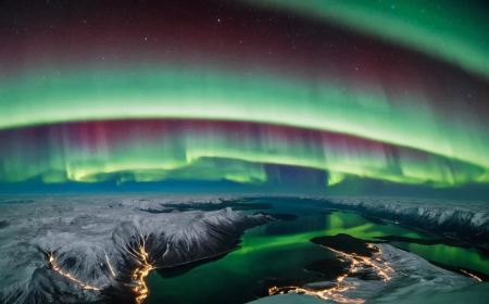 ASTRONAUTA REGISTA AURORA BOREAL