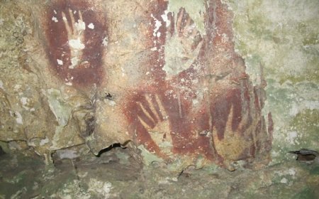 ARTE RUPESTRE MAIS ANTIGA DO MUNDO IDENTIFICADA NA INDONÉSIA