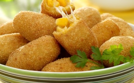 CROQUETE DE ARROZ COM PINHÃO E MILHO