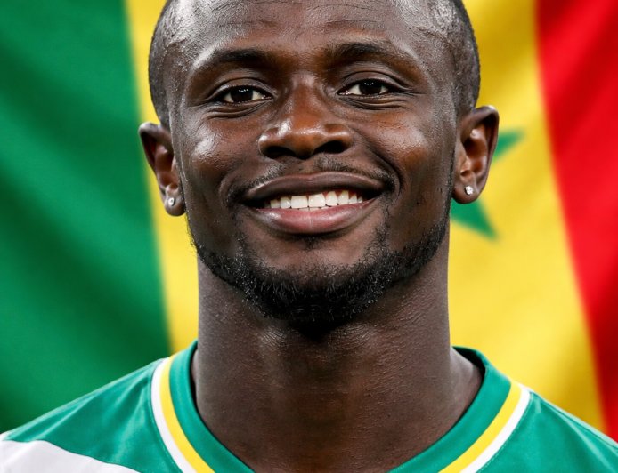 UM CAPITÃO SEM BRAÇADEIRA QUE HONRA O CONTINENTE AFRICANO