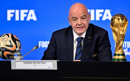 PRESIDENTE DA FIFA DEFENDE FIM DE VETO ÀS EQUIPAS RUSSAS