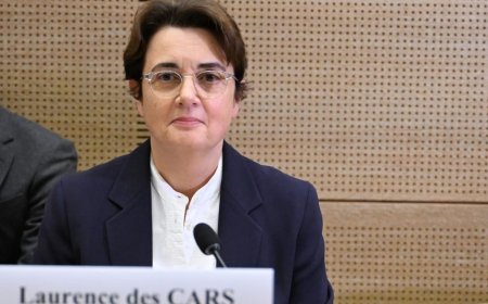 PRESIDENTE DO LOUVRE PEDE DEMISSÃO MESES APÓS ROUBO DE JOIAS