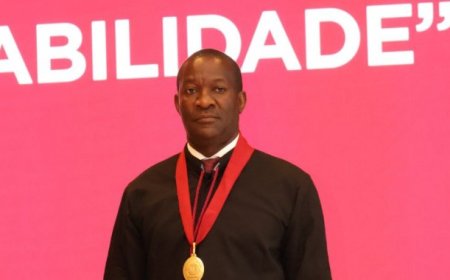 BASTONÁRIO DA ORDEM DOS ADVOGADOS DE ANGOLA EXIGE JUSTIÇA MAIS COORDENADA E COMBATE FIRME À CORRUPÇÃO JUDICIAL