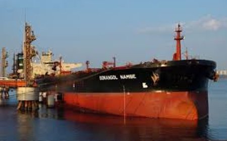 EXPLOSÃO ATINGE PETROLEIRO ANGOLANO NO PORTO DO IRAQUE