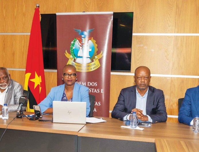 ORDEM DOS CONTABILISTAS ABRE PROCESSO-CRIME CONTRA DOIS ANTIGOS DIRIGENTES