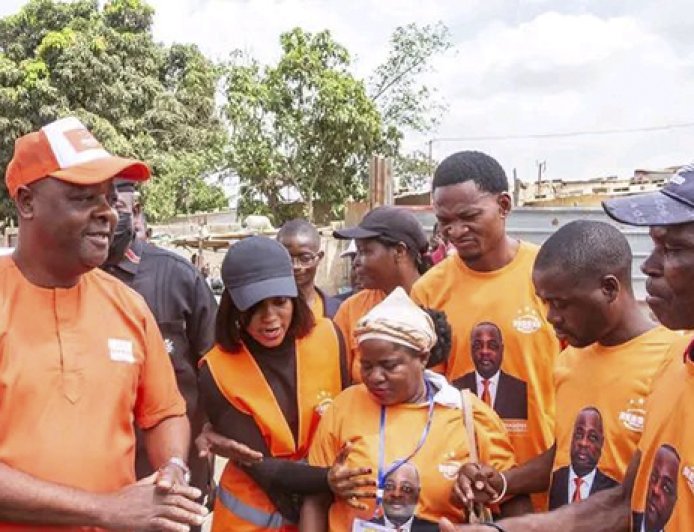 RENOVA ANGOLA APELA À REFLEXÃO NACIONAL E AFASTA INTEGRAÇÃO EM FRENTE ELEITORAL