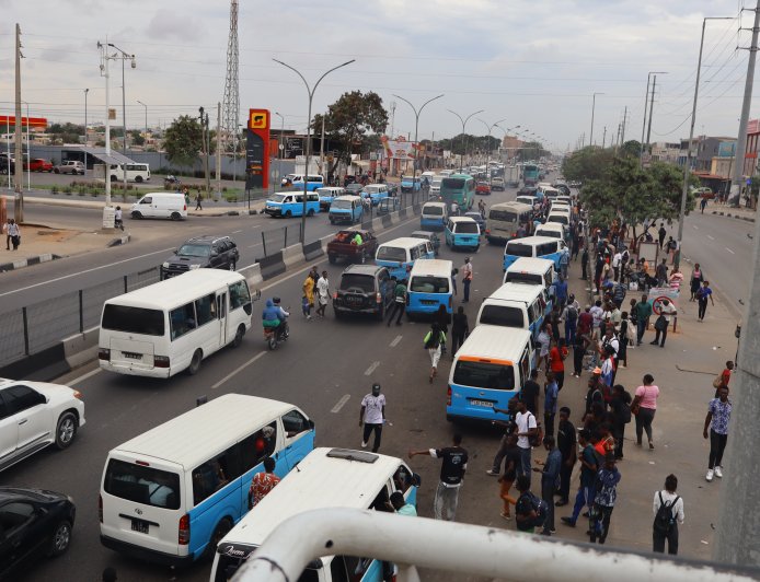 PASSADEIRAS IGNORADAS E VIDAS EM RISCO