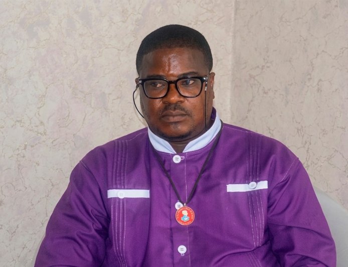 ENTRE A FOME E A CENSURA: JORNALISTA DENUNCIA FRAGILIDADE DA LIBERDADE DE IMPRENSA NO CUANZA NORTE