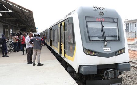 CFM LANÇA COMBOIO EXPRESSO ENTRE LUBANGO E MENONGUE PARA REFORÇAR MOBILIDADE NO SUL DO PAÍS