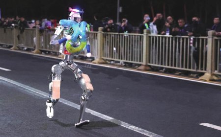 CHINA PREPARA SEGUNDA MEIA MARATONA DE ROBÔS HUMANOIDES COM MAIS DE 70 EQUIPAS