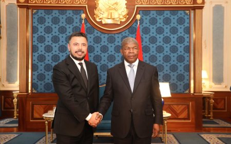 JOÃO LOURENÇO RECEBE PRESIDENTE DO FÓRUM MUNDIAL DO TURISMO E REFORÇA APOSTA NO INVESTIMENTO NO SECTOR