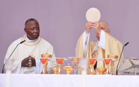 PAPA INCENTIVA IGREJA EM ANGOLA A REFORÇAR MISSÃO JUNTO DOS MAIS POBRES