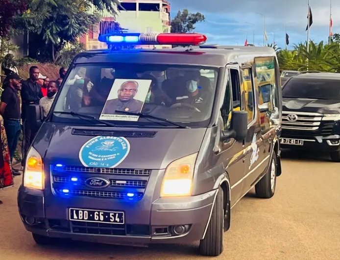 DEPUTADO MONTEIRO ELISEU LEVADO À ÚLTIMA MORADA SOB LÁGRIMAS