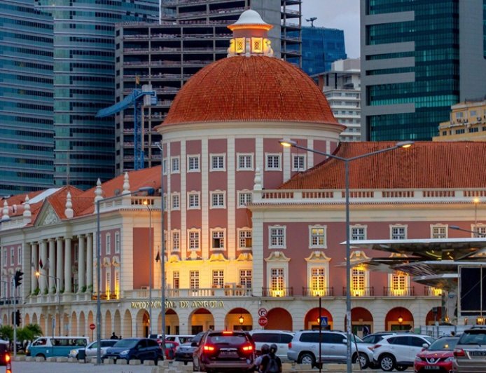 AFRICAN BANK OF OMAN INICIA CEM ANGOLA COM FOCO EM FINANCIAMENTO CORPORATIVO E ECONOMIA REAL